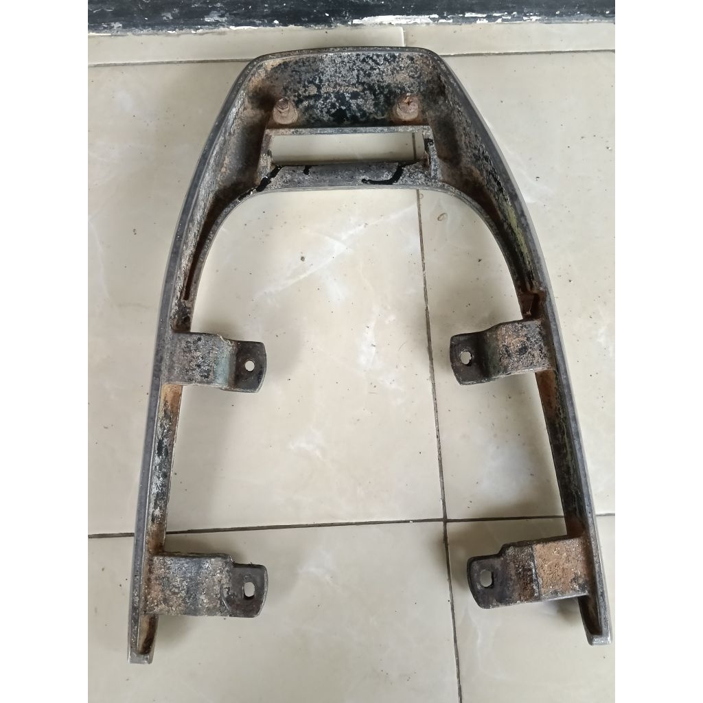 Begel Yamaha Fiz SE Behel fiz SE spesial edition original