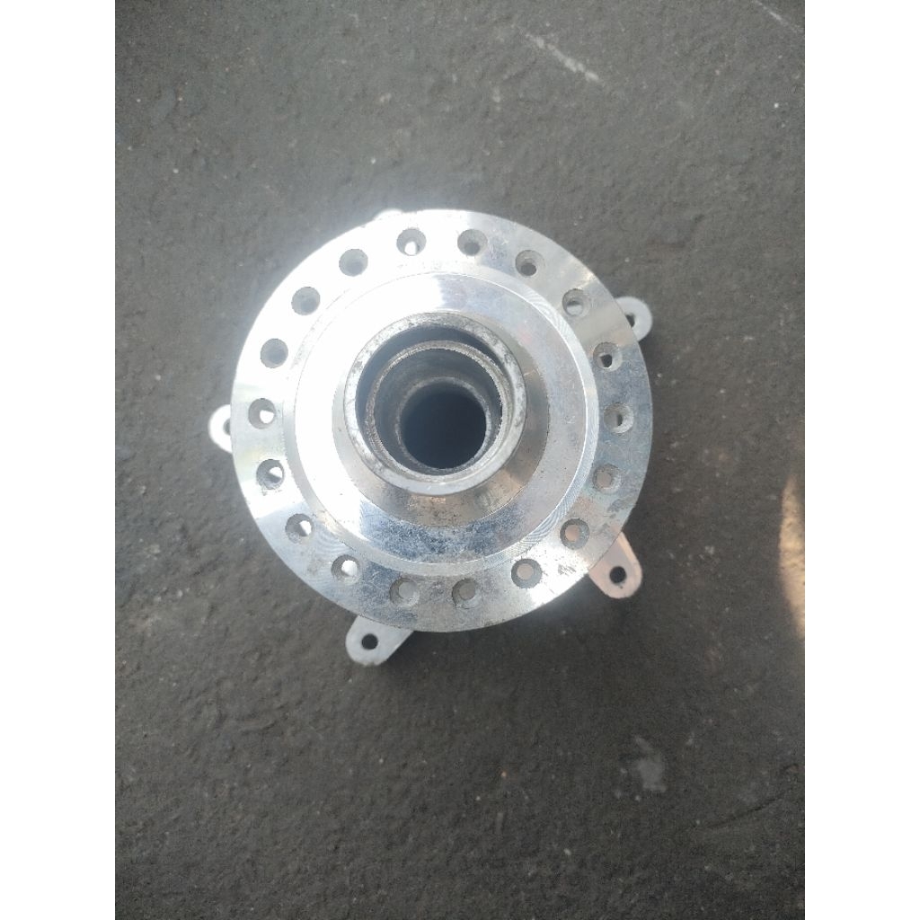 tromol depan CB150R new CBR lokal 150 k45 dan CBR 150R facelift pnp