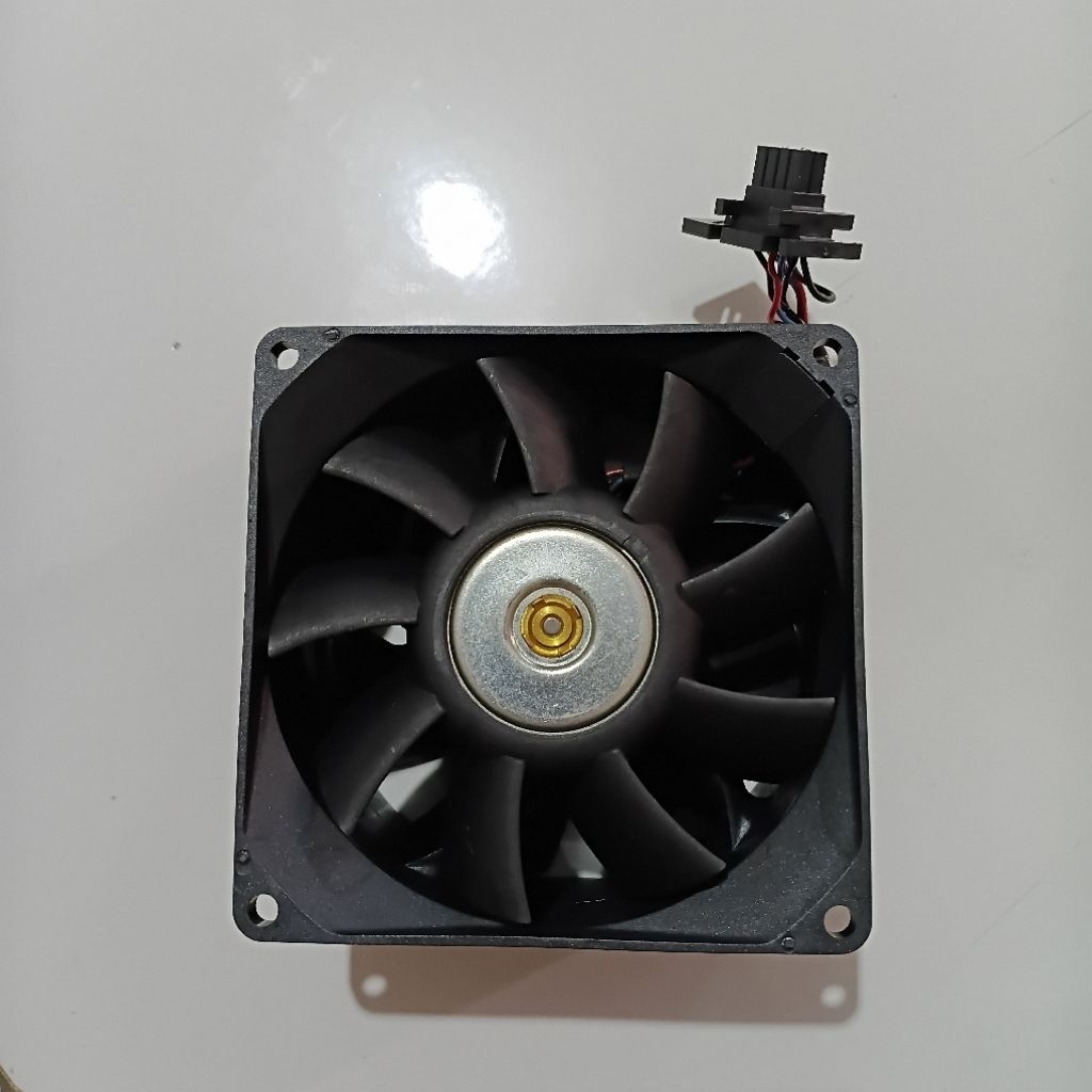 Delta Kipas dc 12V 9cm 2.10A Double Fan