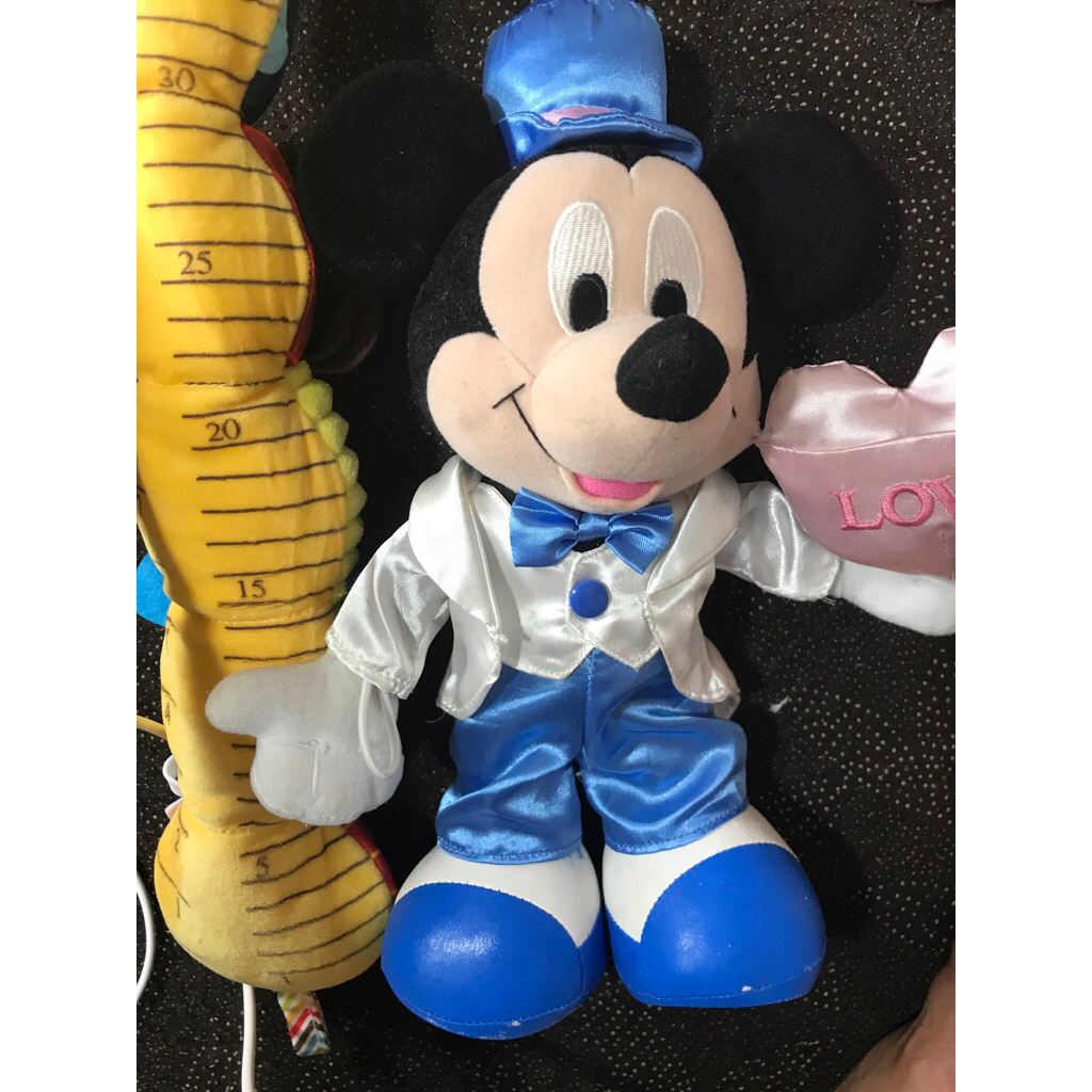 Boneka mickey mouse disney preloved kostum