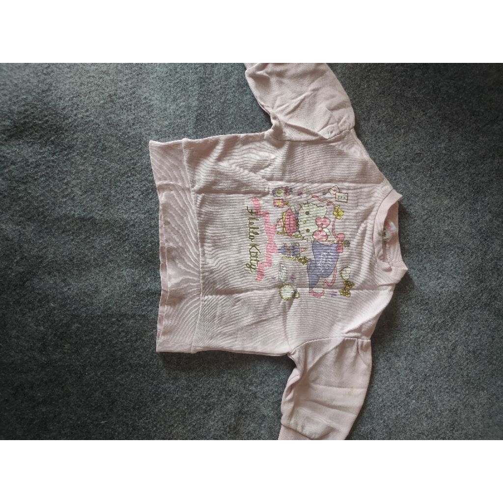 sweater hello kitty, preloved