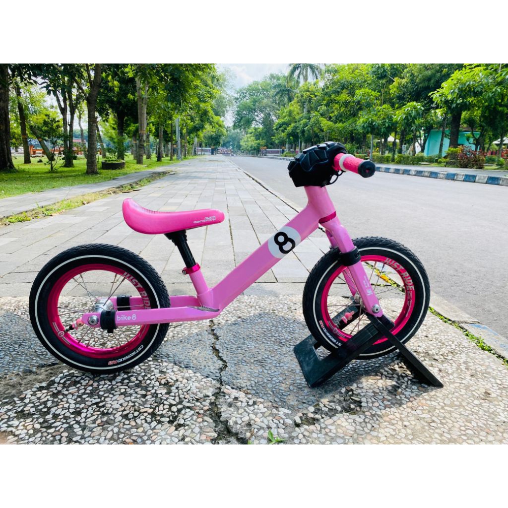 Bike 8 racing pro upgrade siap race