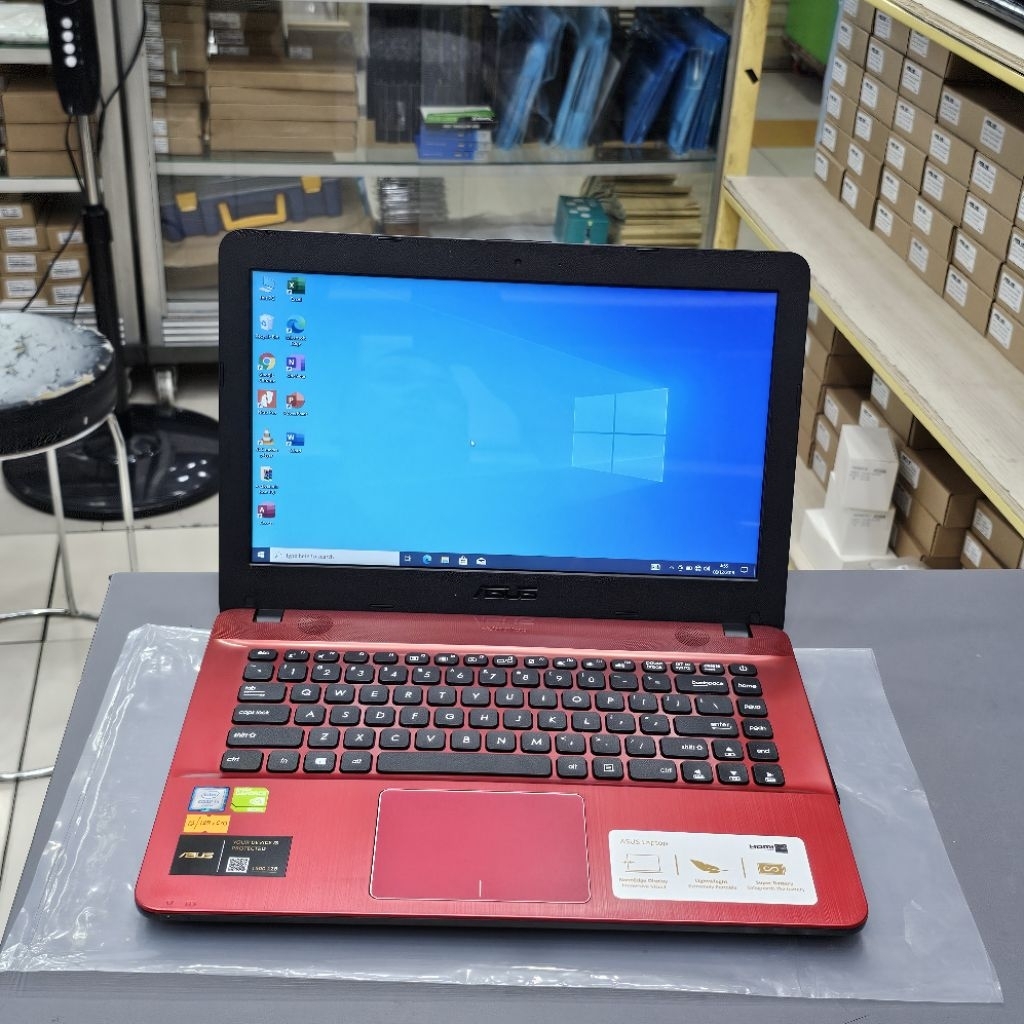 Laptop Leptop Asus Intel Core i3 RAM 8GB SSD 256GB Dual VGA NVIDIA GEFORCE 920MX Laptop Coding Lapto