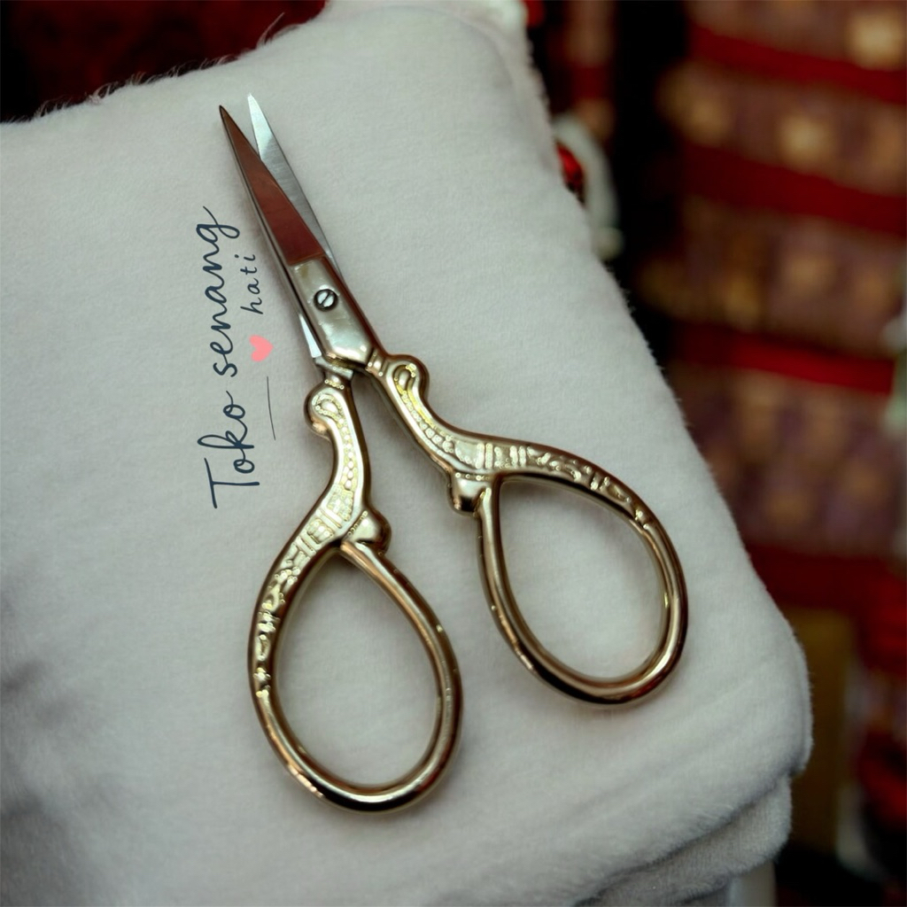 gunting pelangkah kecil  gunting emas / gunting sangjit