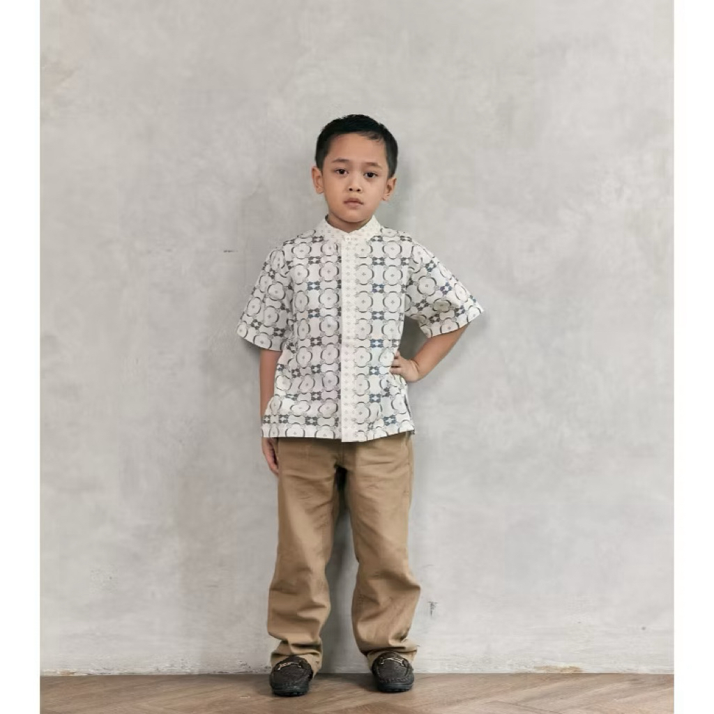 STUDIO TUI jiwana shirt new with tag