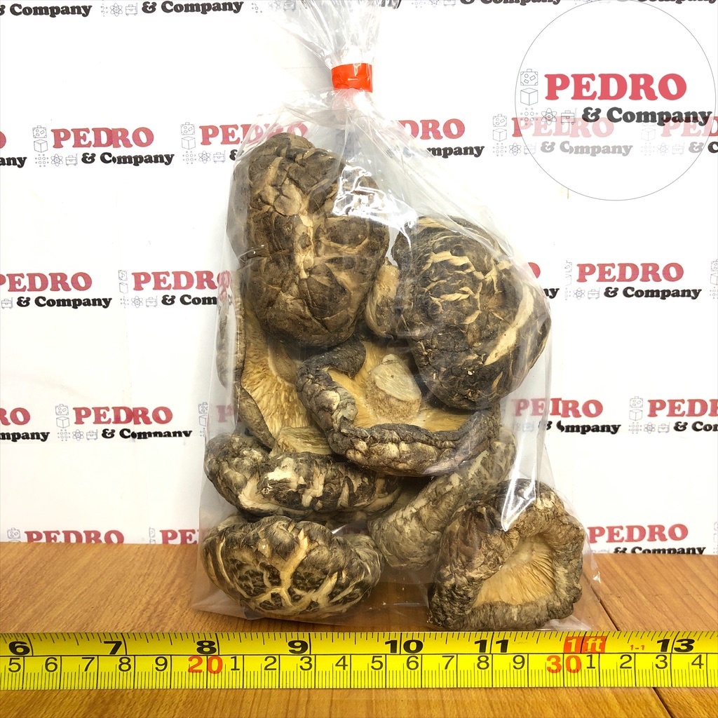 Jamur 32 kering xianggu CURAH per 100 gram - dried mushroom shitake hioko wangi siong gu siang ku