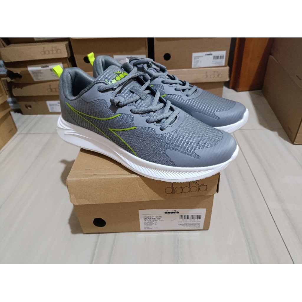 Diadora Manside Running/Snakers/walking( Grey)