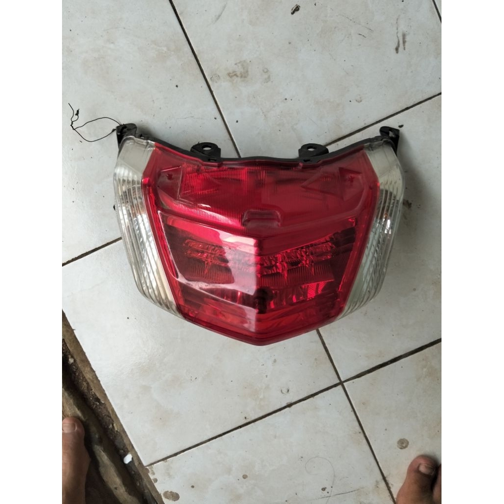lampu belakang Nmax old, lampu stop nmax old original copotan. kondisi bagus