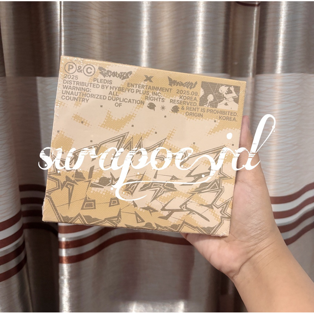 (READY INA) ALBUM CXM COMPACT RANDOM SEALED