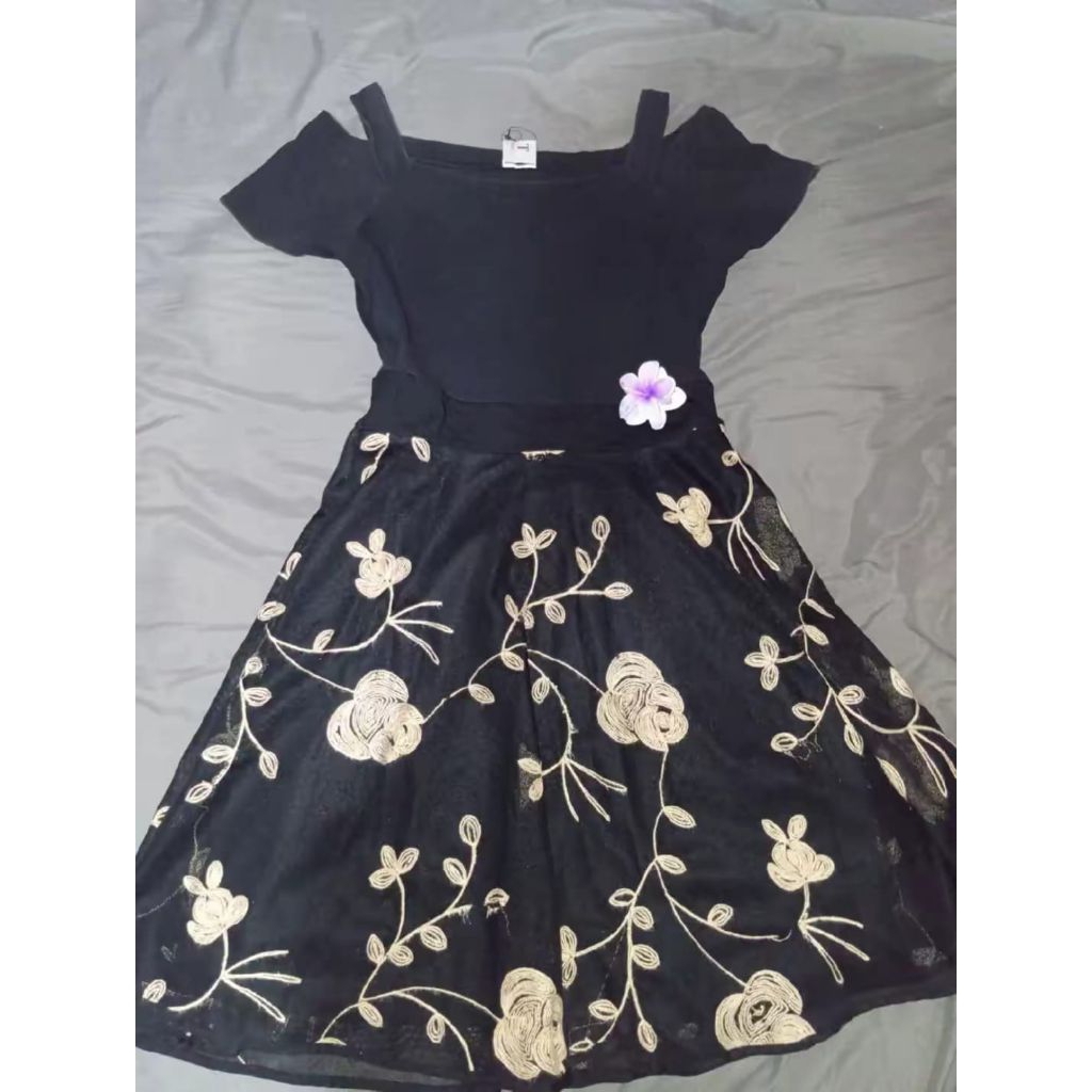 PRELOVED DRESS PANTAI