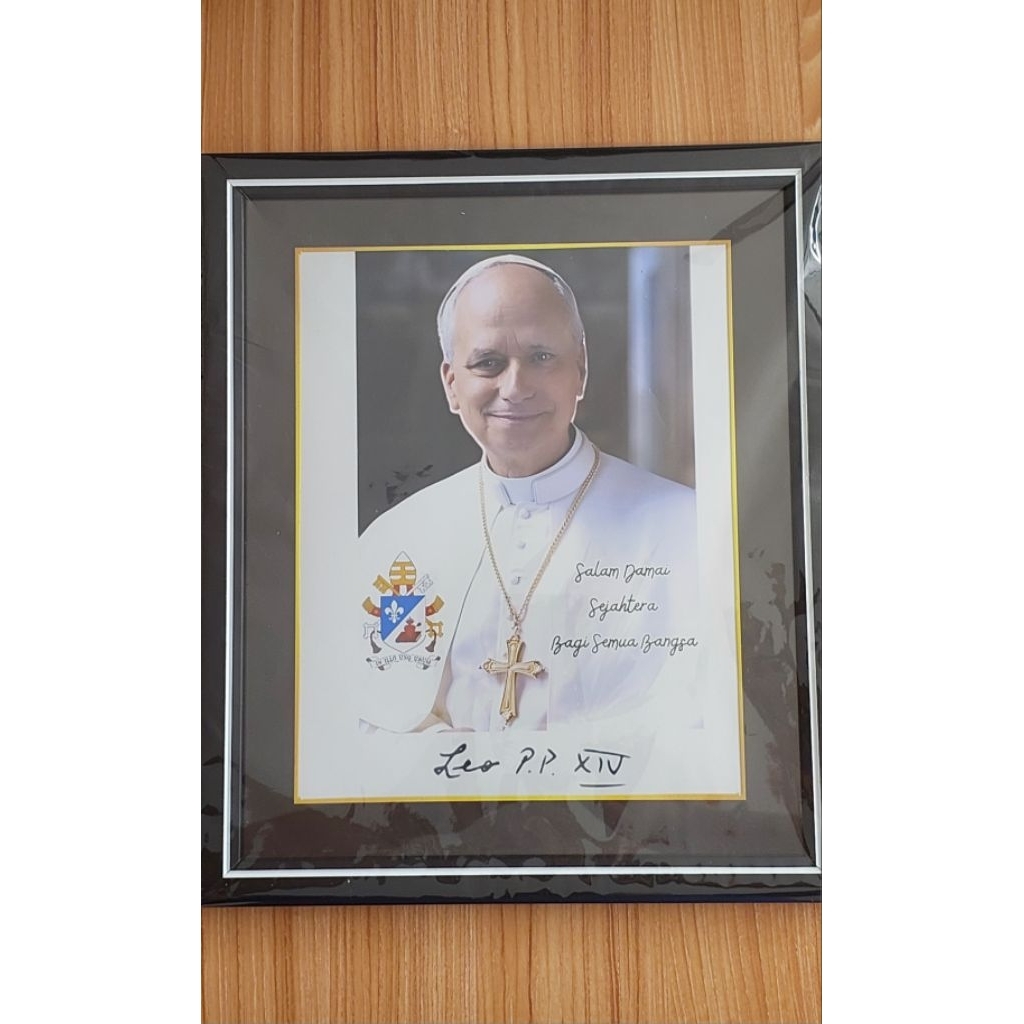 Bingkai Foto + Foto Paus Leo XIV