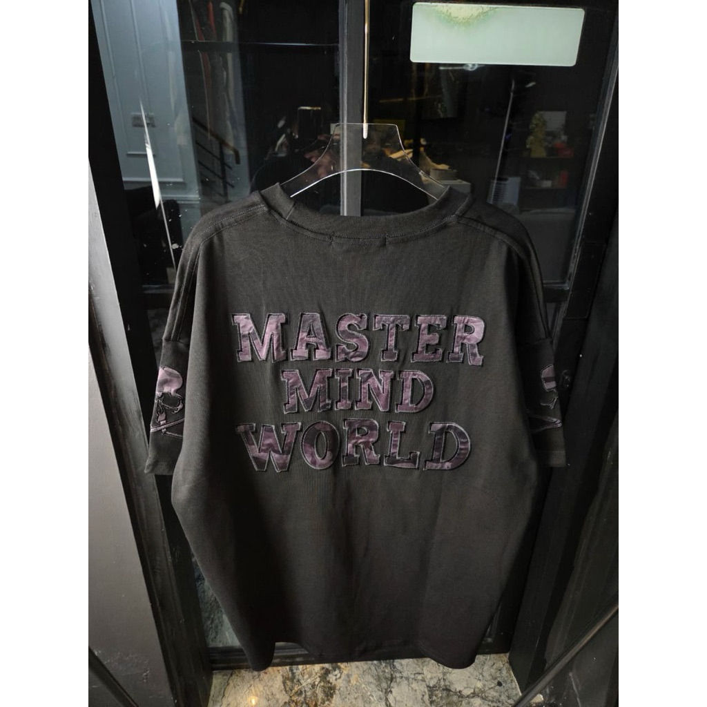 KAOS PRIA OVERSIZE MM EXPS KREM & BLACK