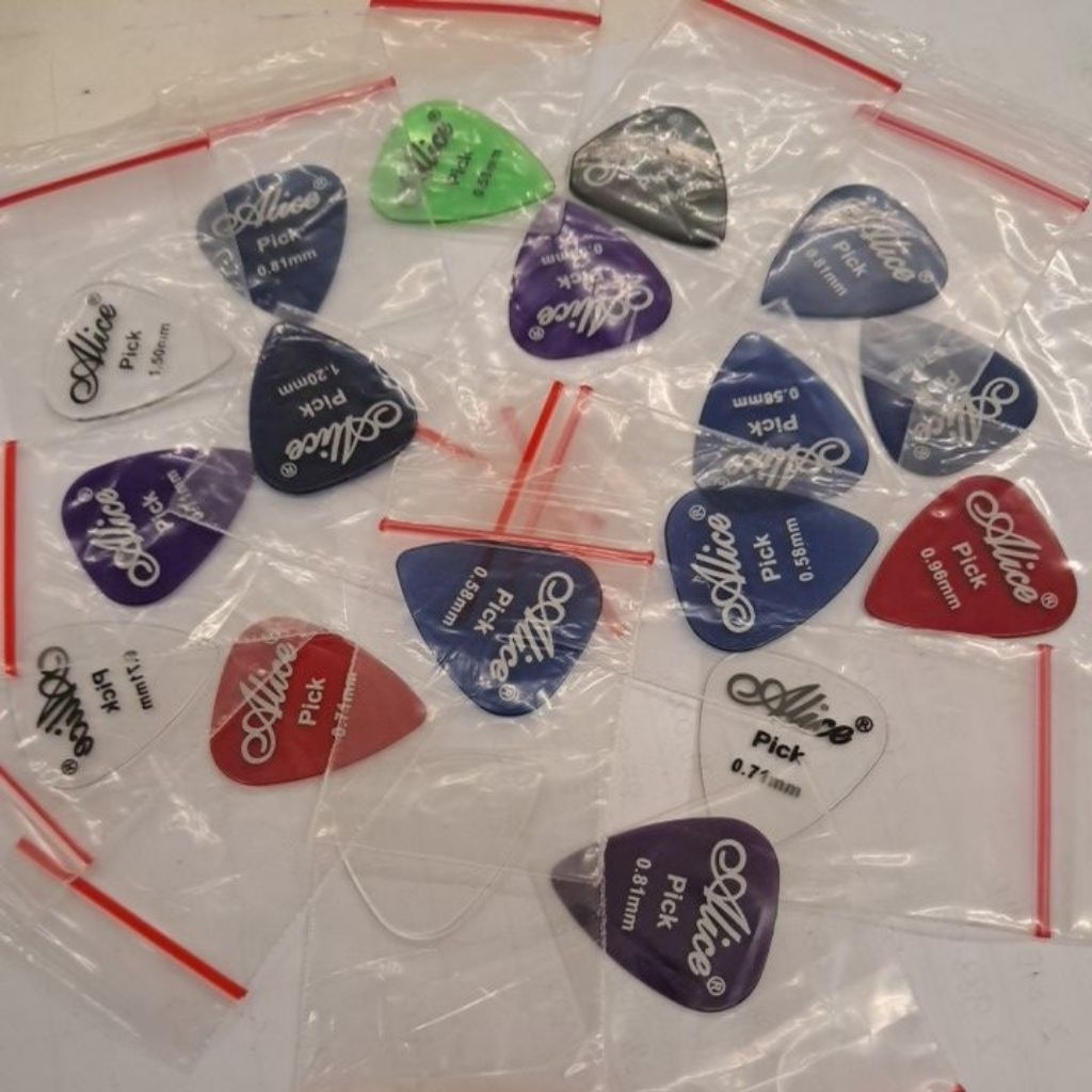Pick Guitars Alice Transparan / Klaber Alice Transparan / Pick Gitar Alice Transparan/ Pick Gitar