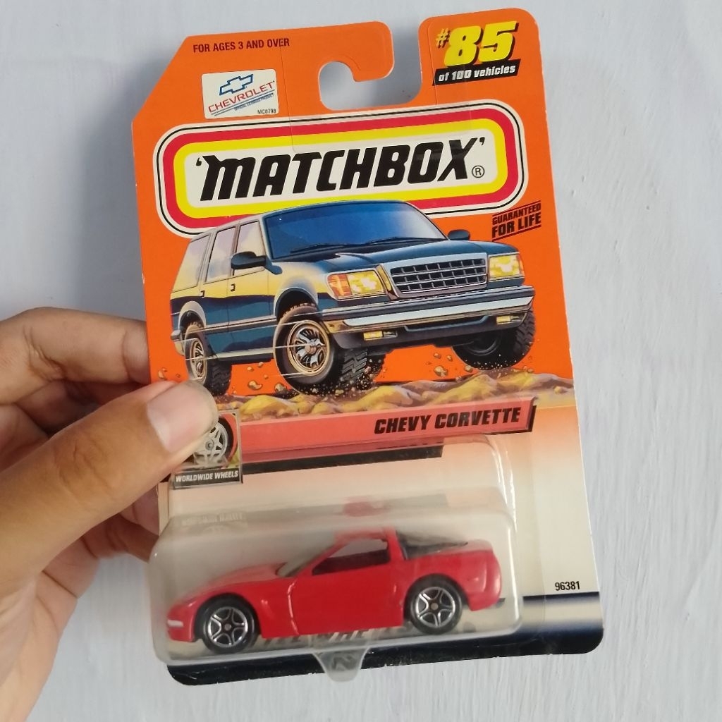 matchbox Chevrolet Corvette 1997 barang rilisan tahun 2000