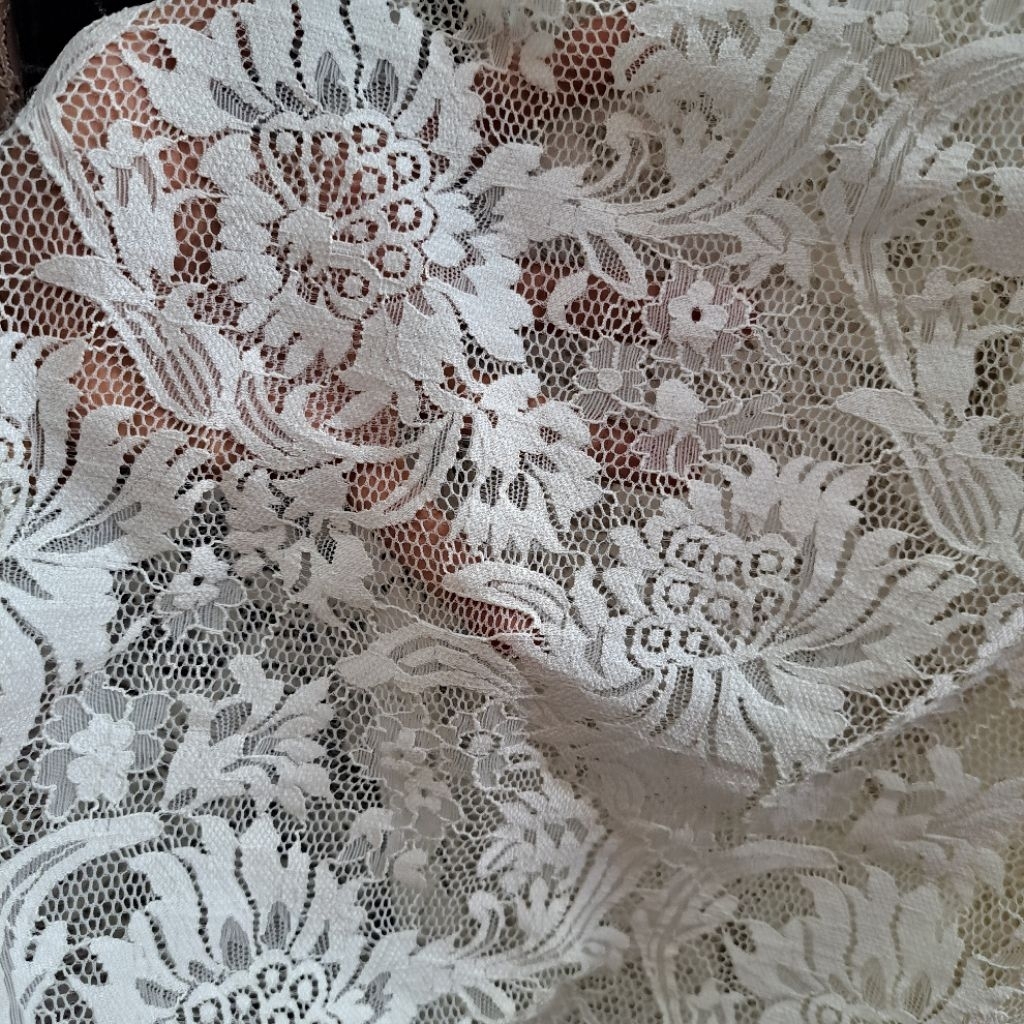 kain brokat meteran//kain brokat semi prada//kain brokat premium//kain brokat katun Original