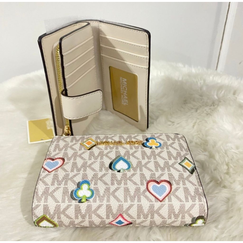 dompet medium bifold Zip