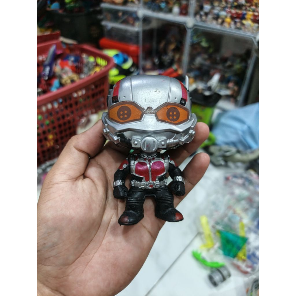 figure funko pop avenger antman kws