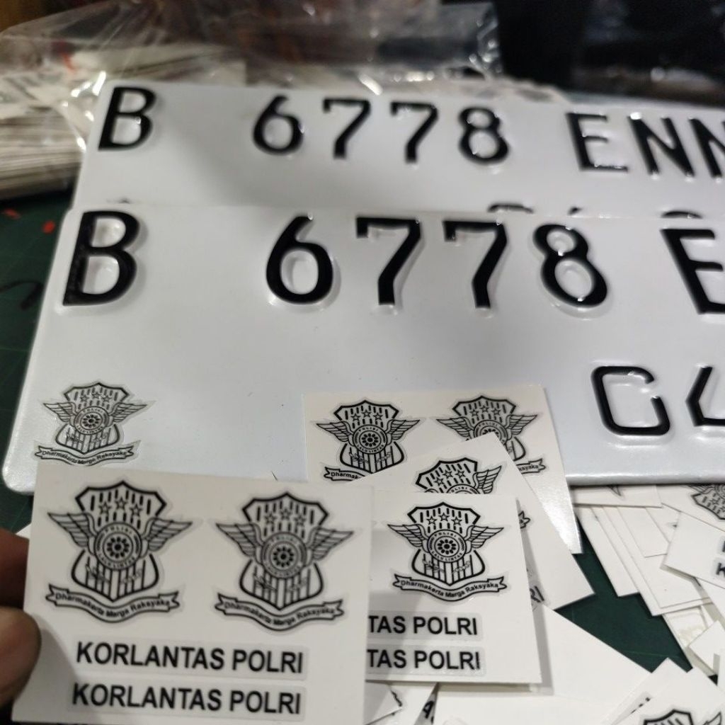 Sticker Stiker Plat Nomor Korlantas Printcutt Transparan
