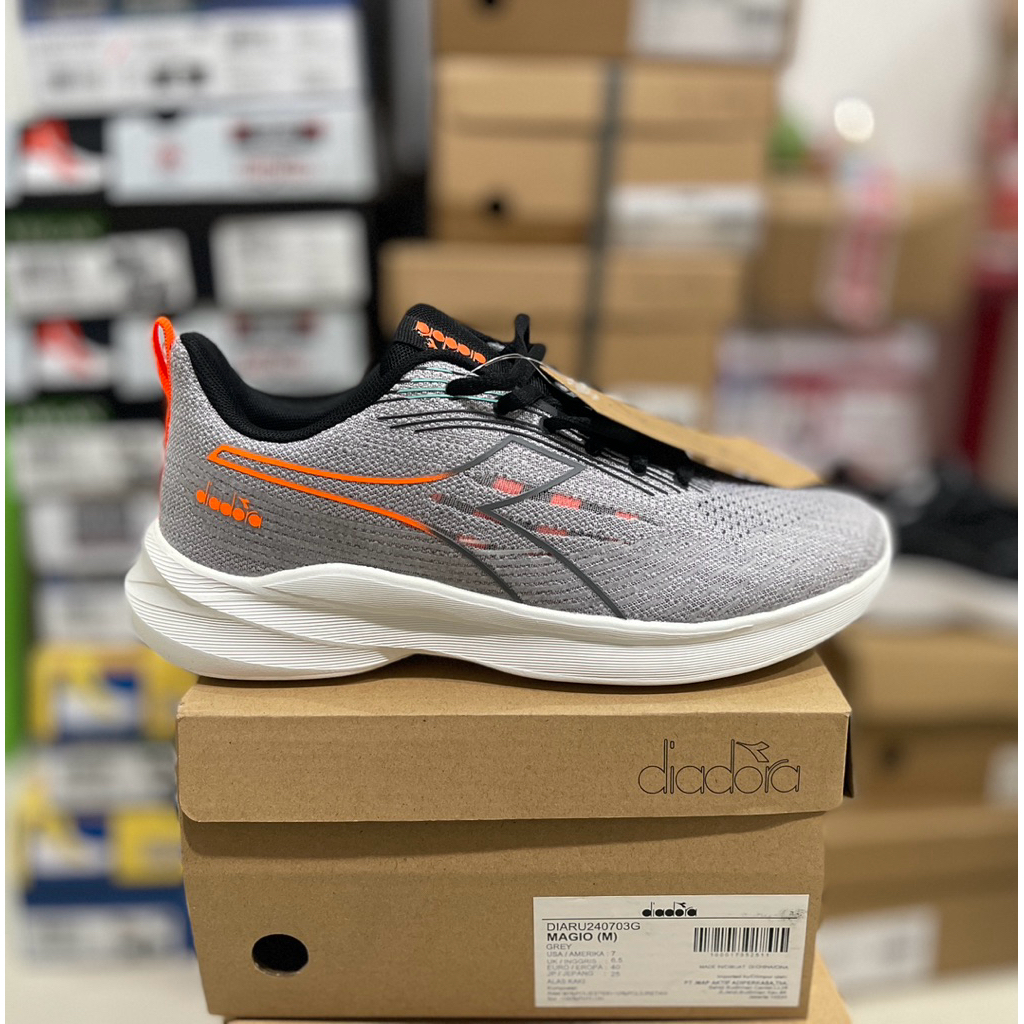 DIADORA MAGIO GREY SIZE 39