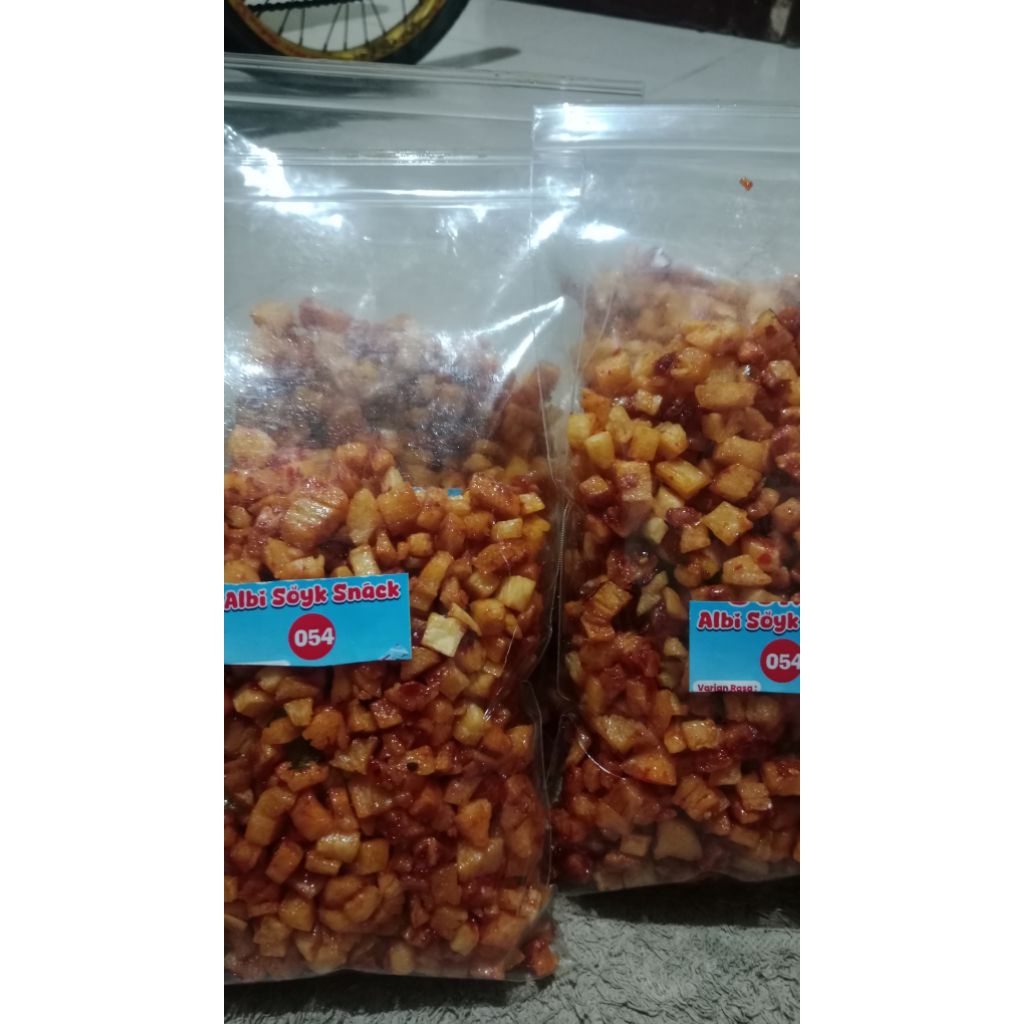 kripik singkong dadu dadu