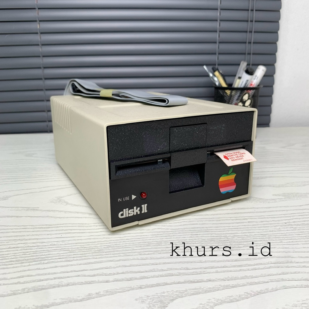 apple disk II 1978 usa new old stock - macintosh