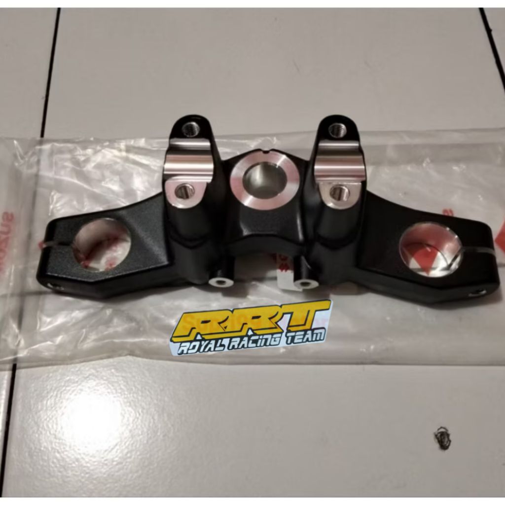 segitiga atas suzuki gsx s bandit 150 original