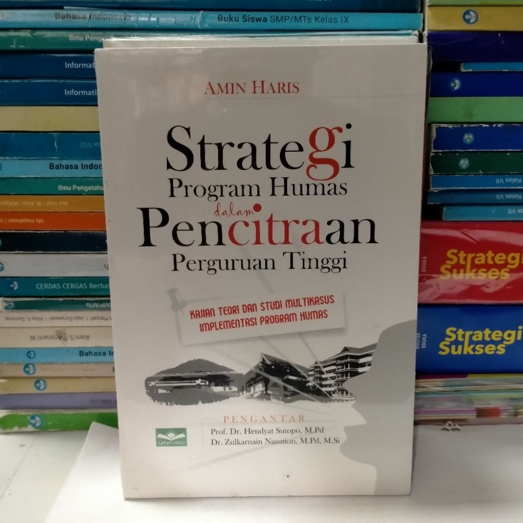 buku strategi program humas dalam pencitraan perguruan tinggi
