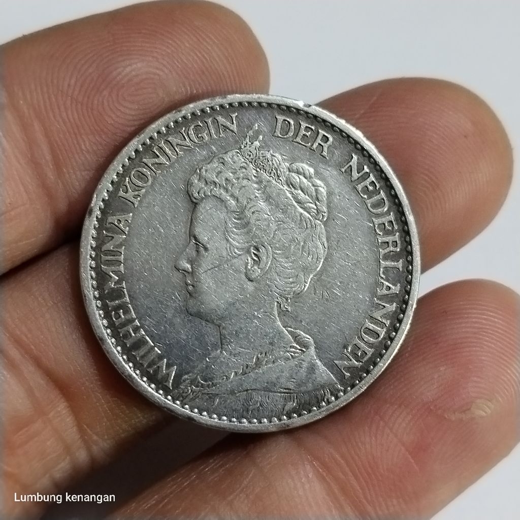 koin silver Wilhelmina mantel 1 Gulden 1913 koin perak
