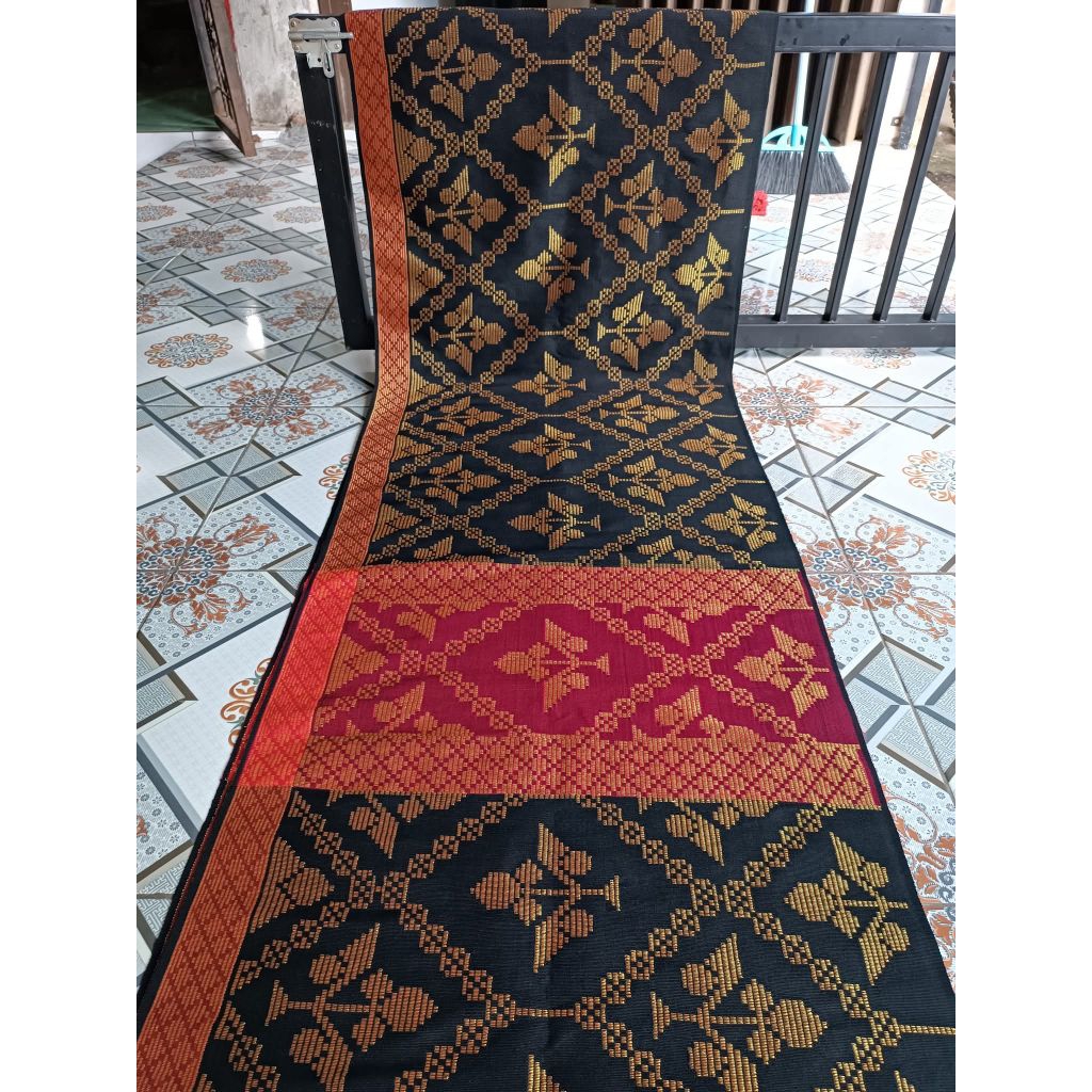 Kain songket kereng Alang Motif Sumbawa