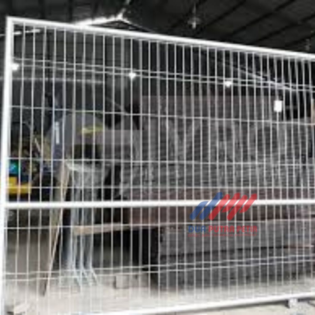 Pintu Besi BRC PG 120 B Lebar 300 Tinggi 137 Tahan Karat Kuat Desain Minimalis Distributor Pagar BRC