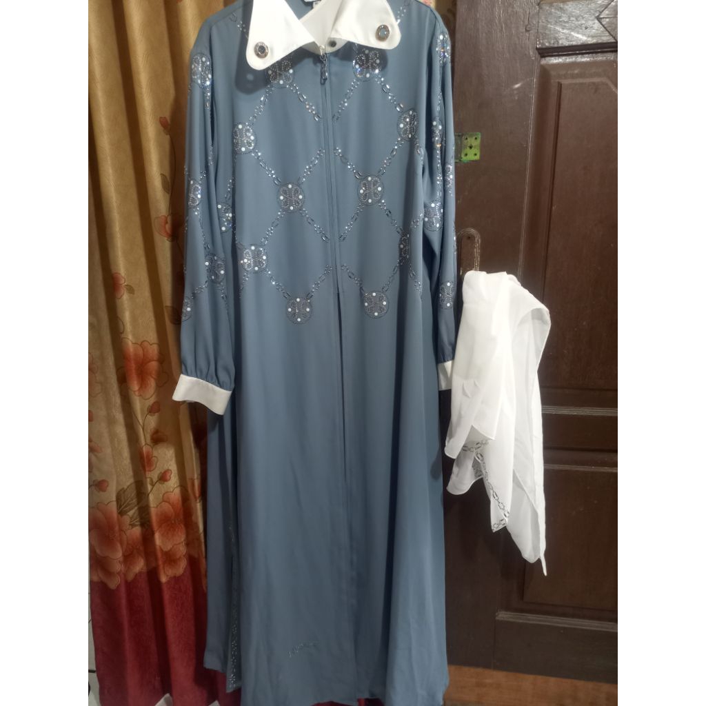 PRELOVED ABAYA HIKMAT ORI LIKENEW