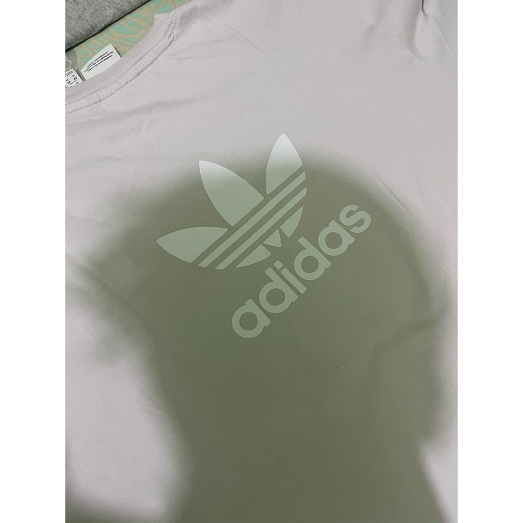 adidas Tshirt size XL original Second