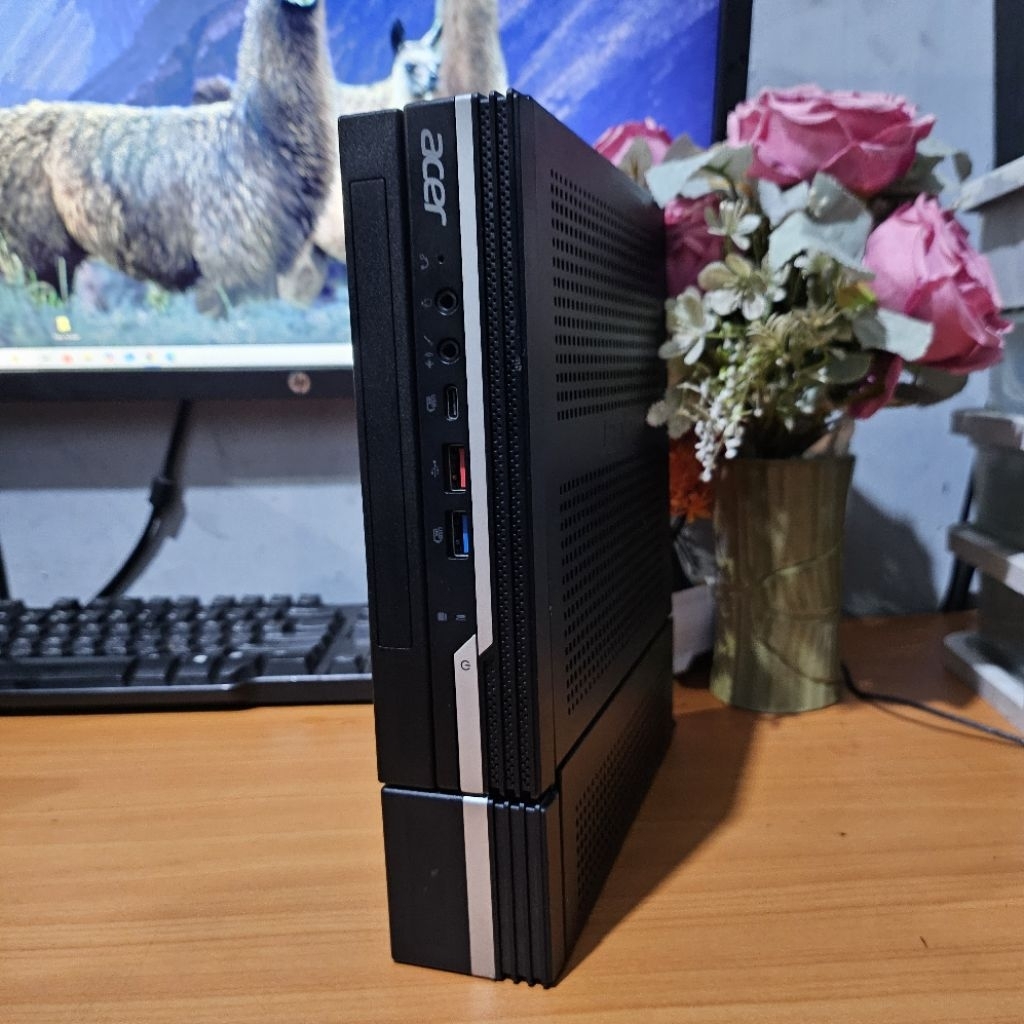 MINI PC ACER VERITION N46660G CORE I7 9700T RAM 32 GB SSD 1 TB SUFORT VGA