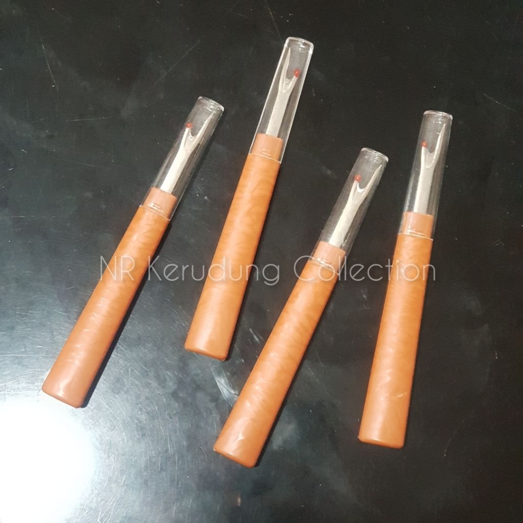 pendedel Jahitan / Seam Ripper / Peretas Jahitan / Sontekan / Dedelan