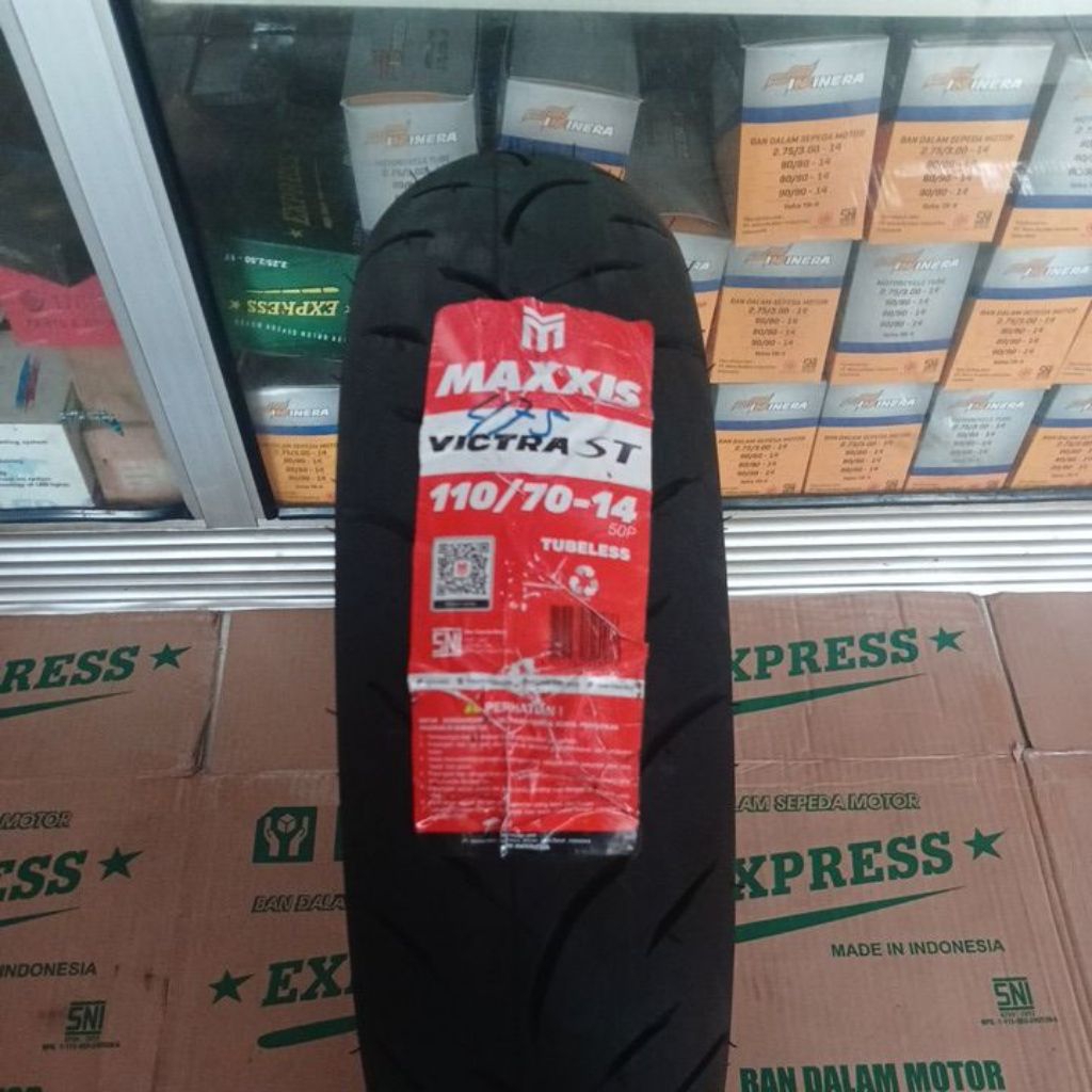 Ban luar motor MATIC (MAXXIS-TUBELESS) Ring-14 Ukuran 110/70