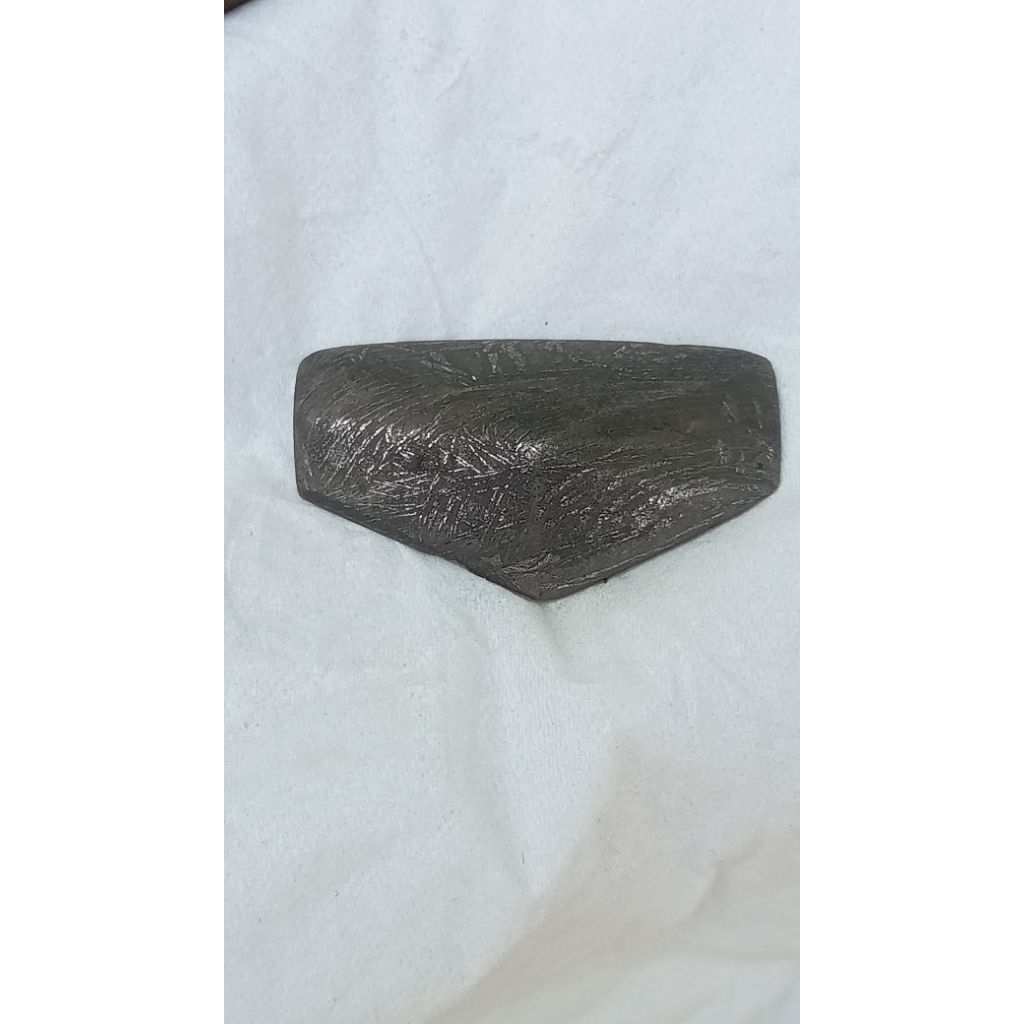 iron meteorite batu besi Aji