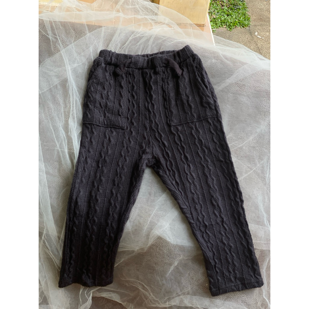 PRELOVED PL celana panjang rajut kepang anak tanggung size S 4T 5T 6T 7T