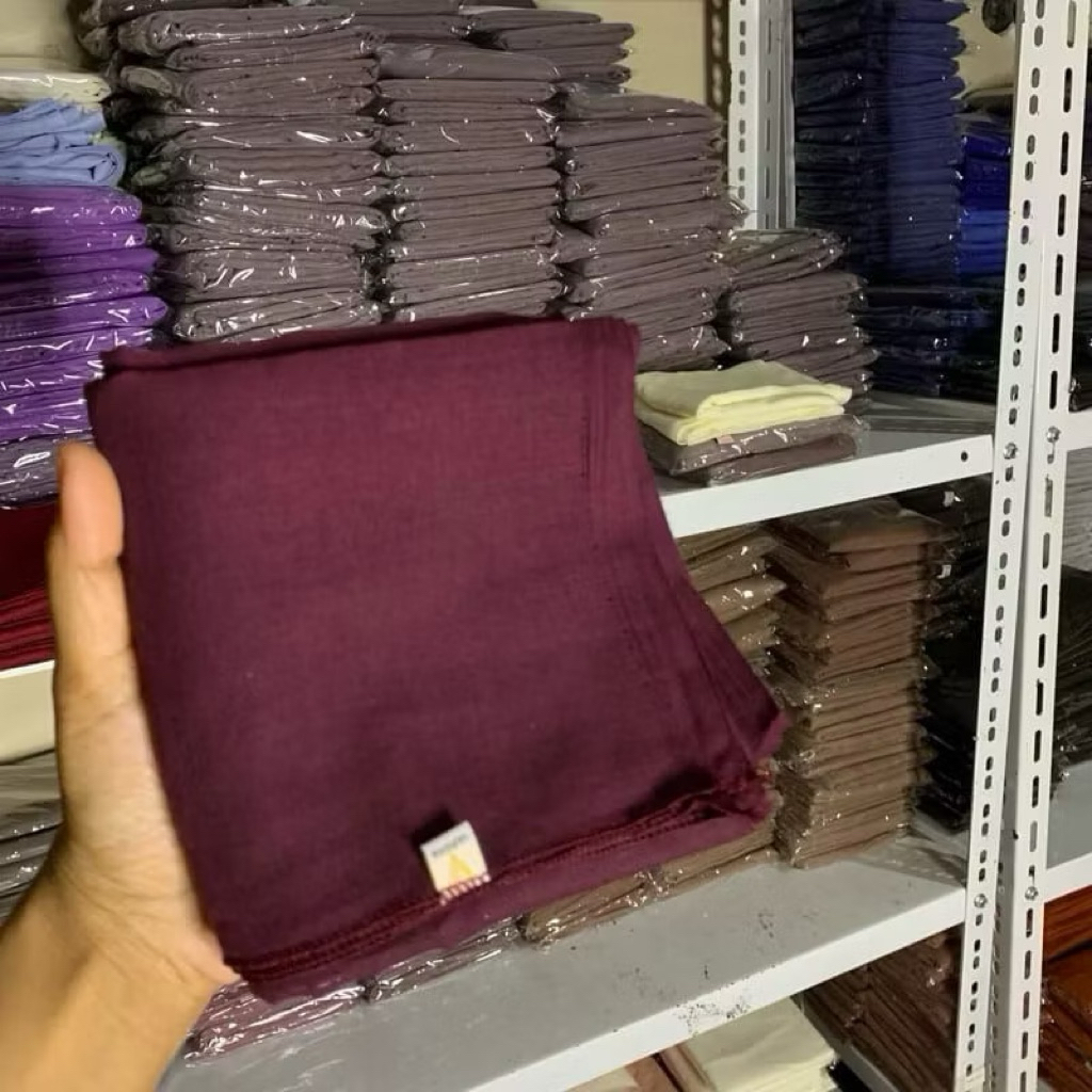 Hijab segi empat paris jadul burgundy || Hijab Segiempat Warna burgundy || Paris jadul warna burgund
