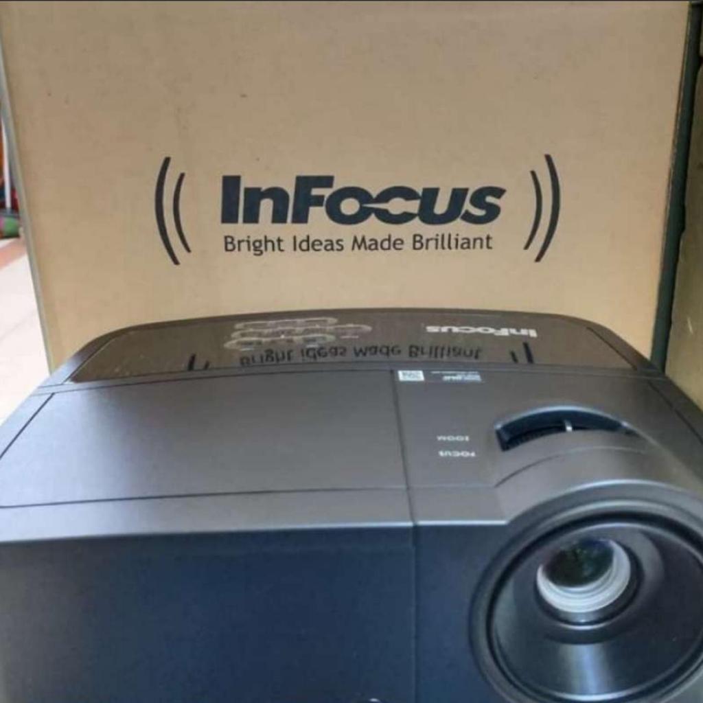 proyektor infocus in114a xga
