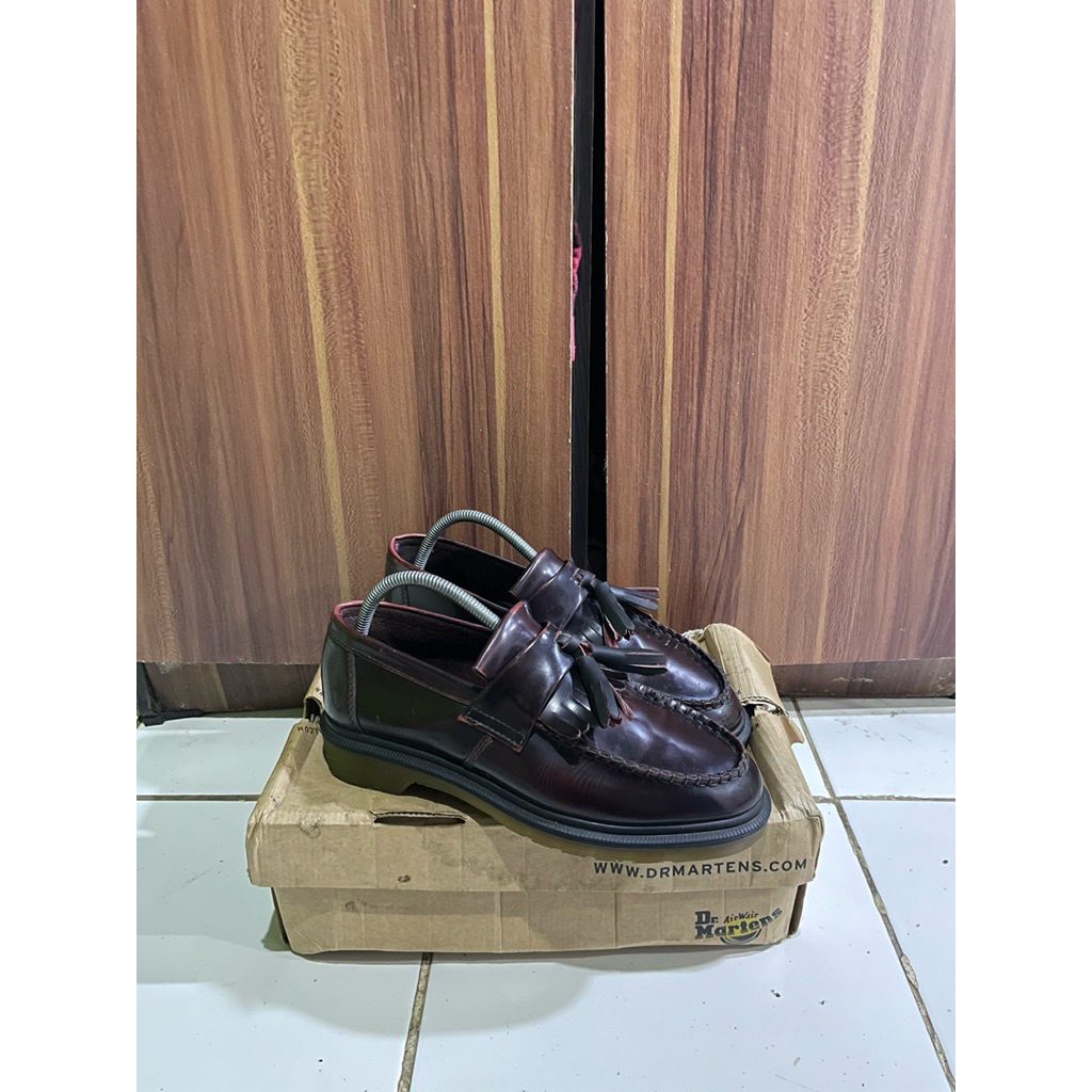 dr martens adrian tassel