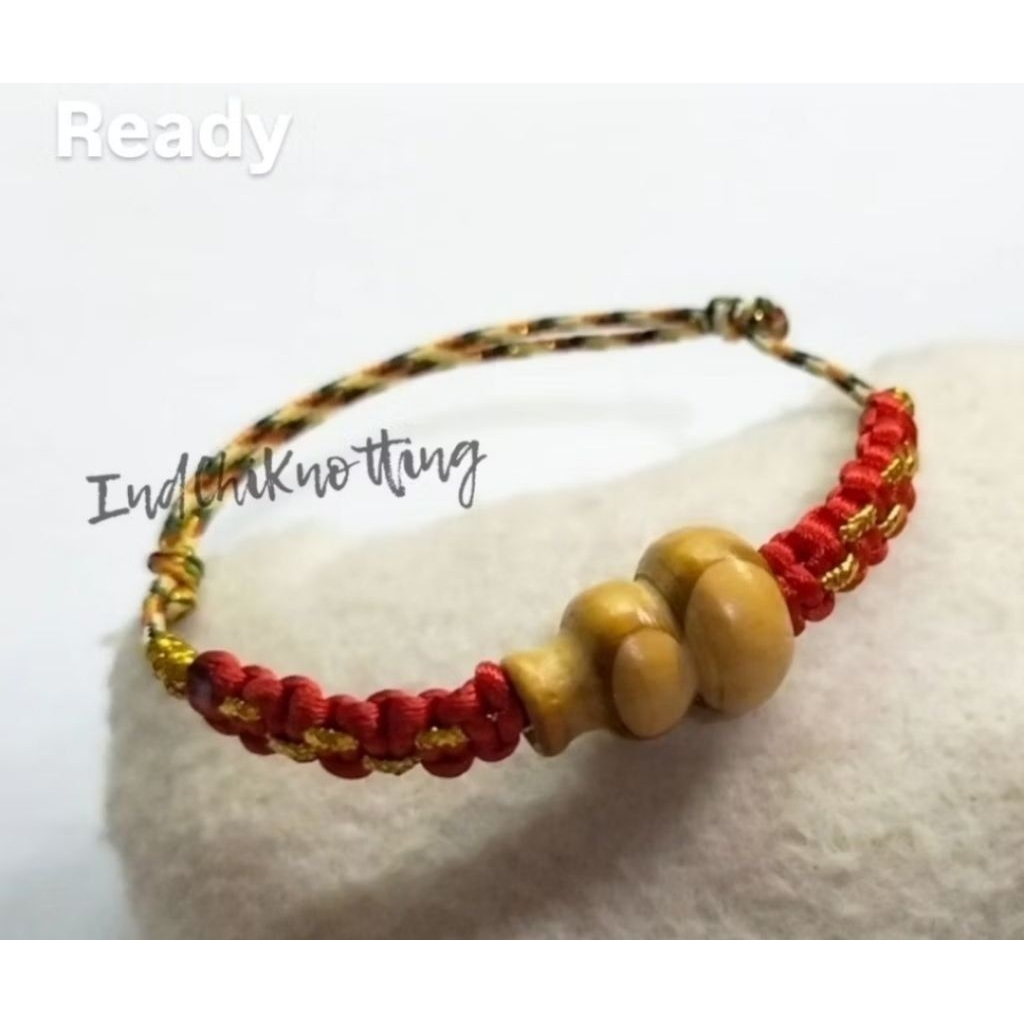 Gelang Holo Labu Cina Kayu Tali Merah-Pancawarna