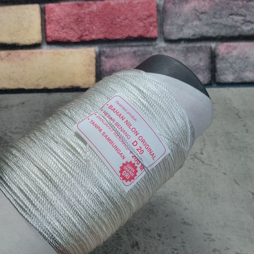 benang nilon layangan koang  200meter