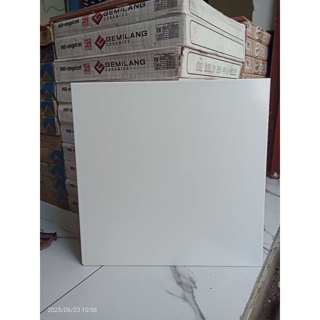 Keramik Putih Polos 40x40