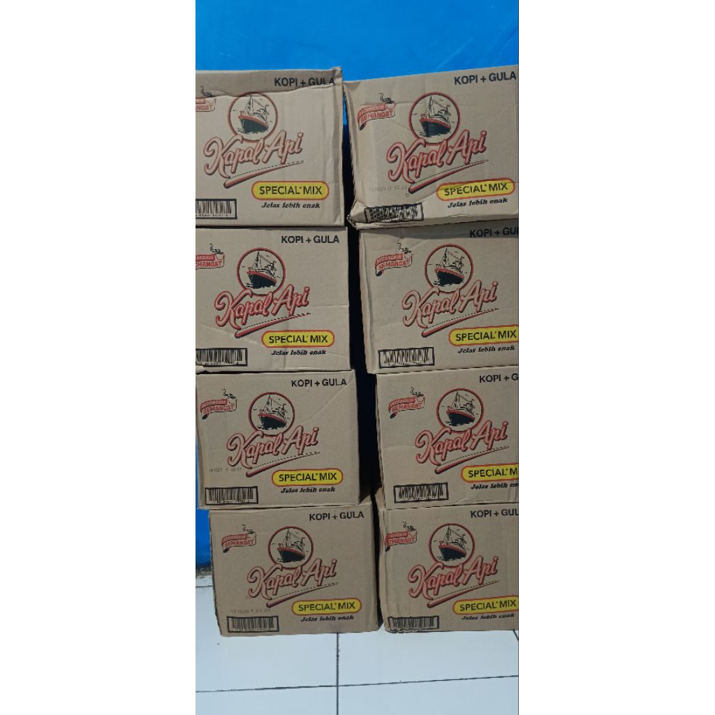 Kopi Kapal Api Mix 1 dus