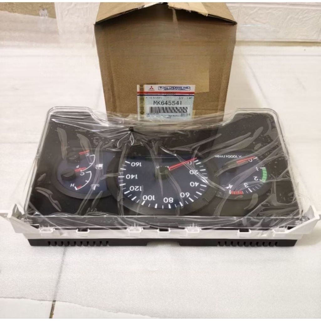 SPEDOMETER ASSY MITSUBISHI CANTER PS110 PS125 PS136 ORIGINAL MK645541