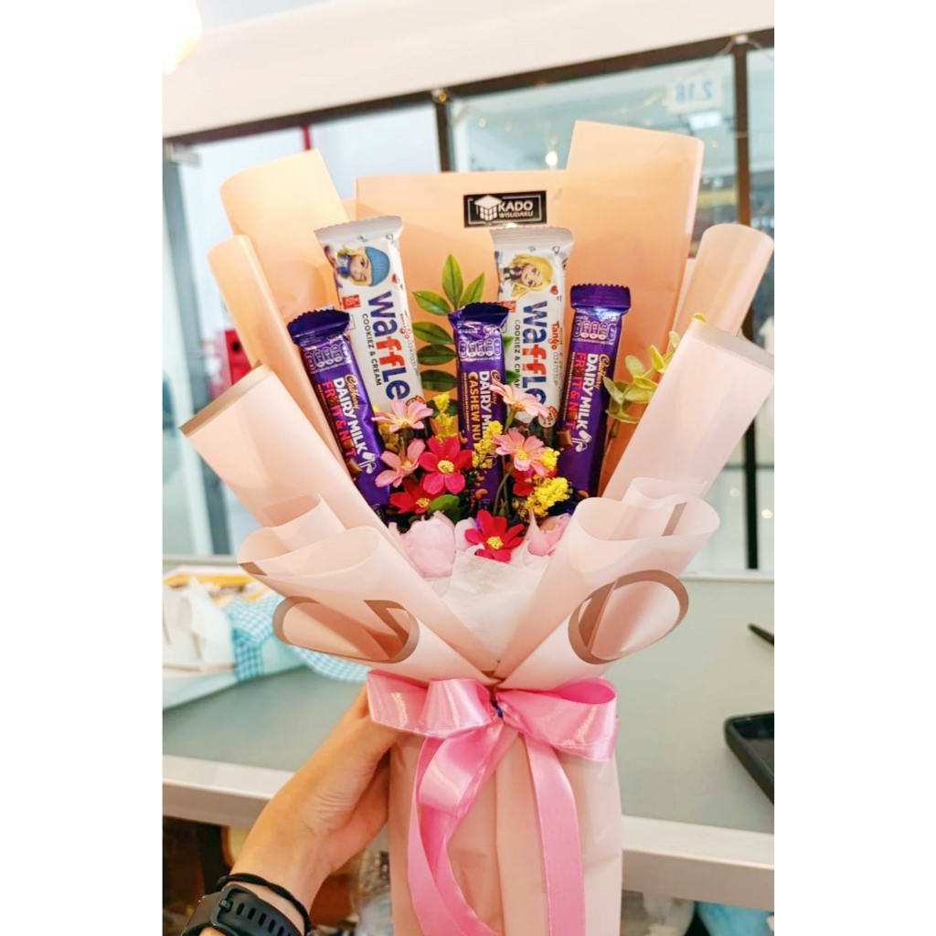 Buket Snack Coklat Diary Milk dan Waffer bouquet flower