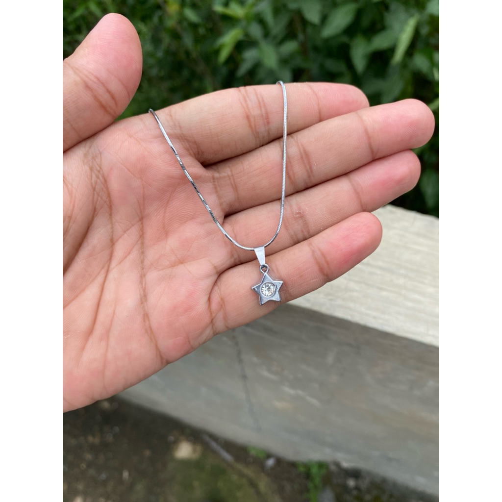 Kalung Terbaru wanita Anti karat anti luntur putih elegan