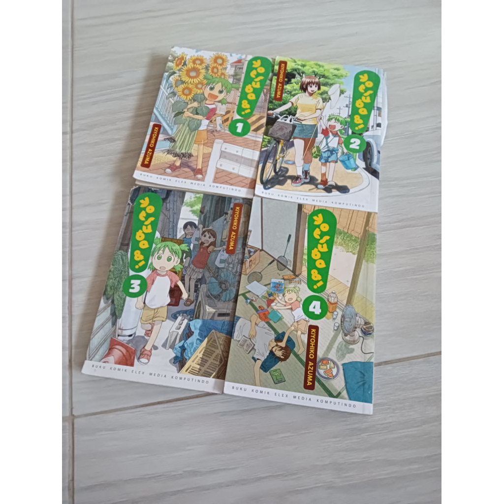 Set Komik Yotsuba& Vol 1-4 (Bekas)
