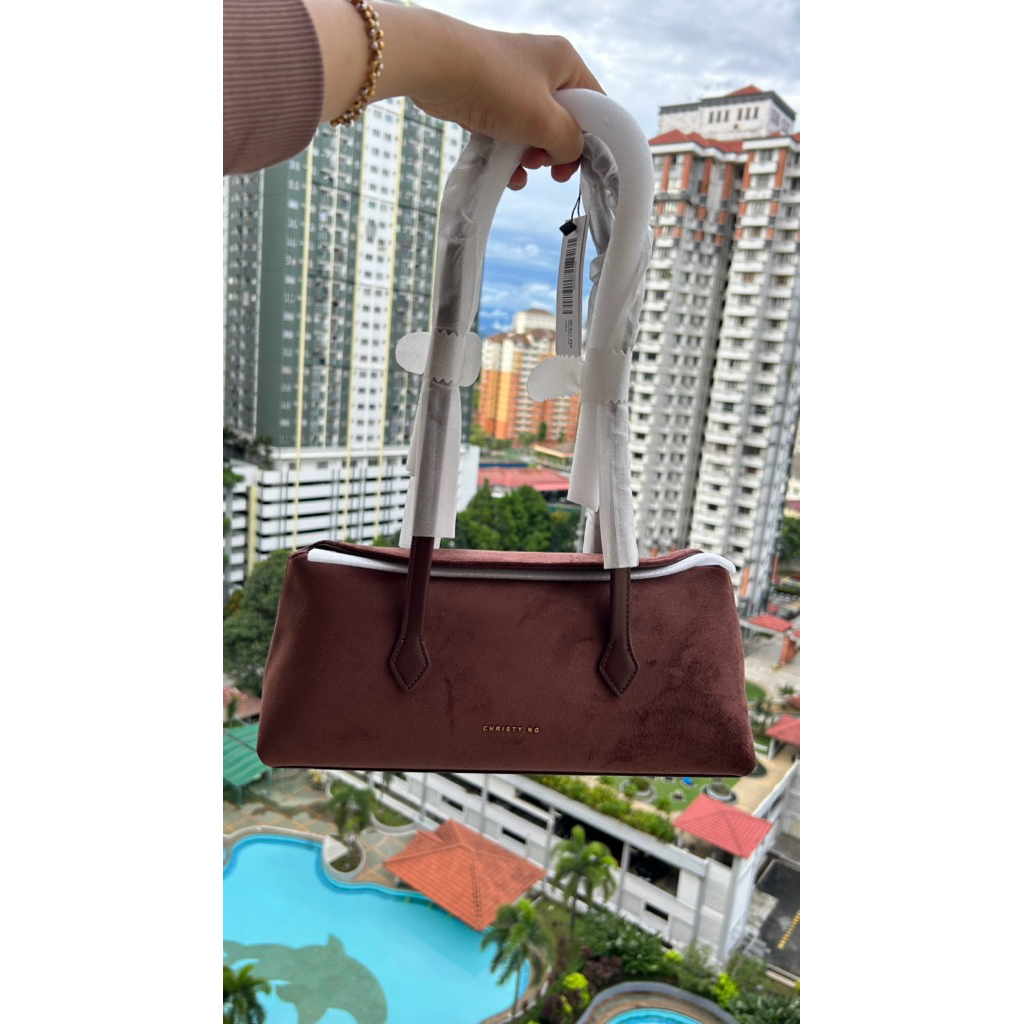 Edith shoulder bag by Christy ng