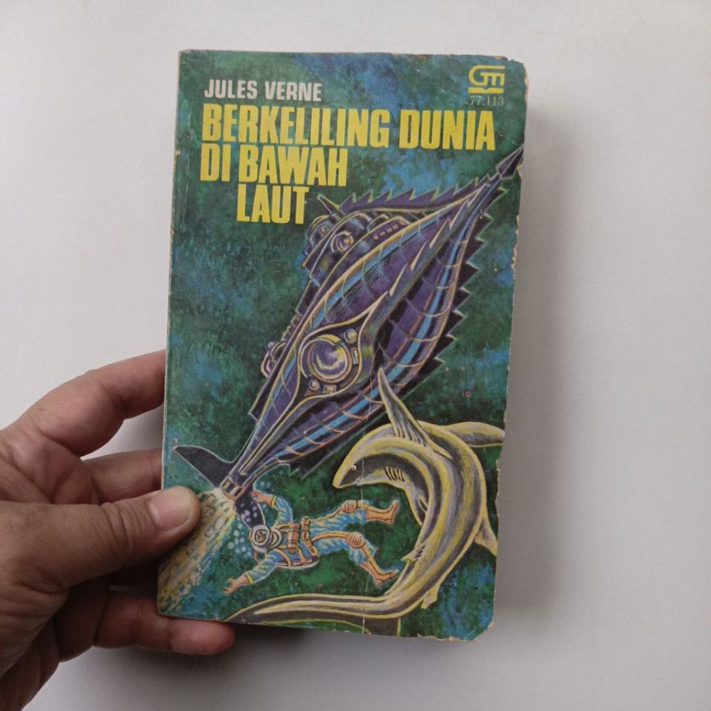 jules verne : berkeliling dunia di bawah laut